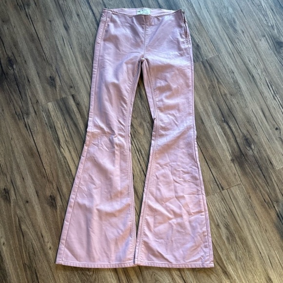 Free People Penny Rose Faux Leather Flares Size W25 - Picture 9 of 13